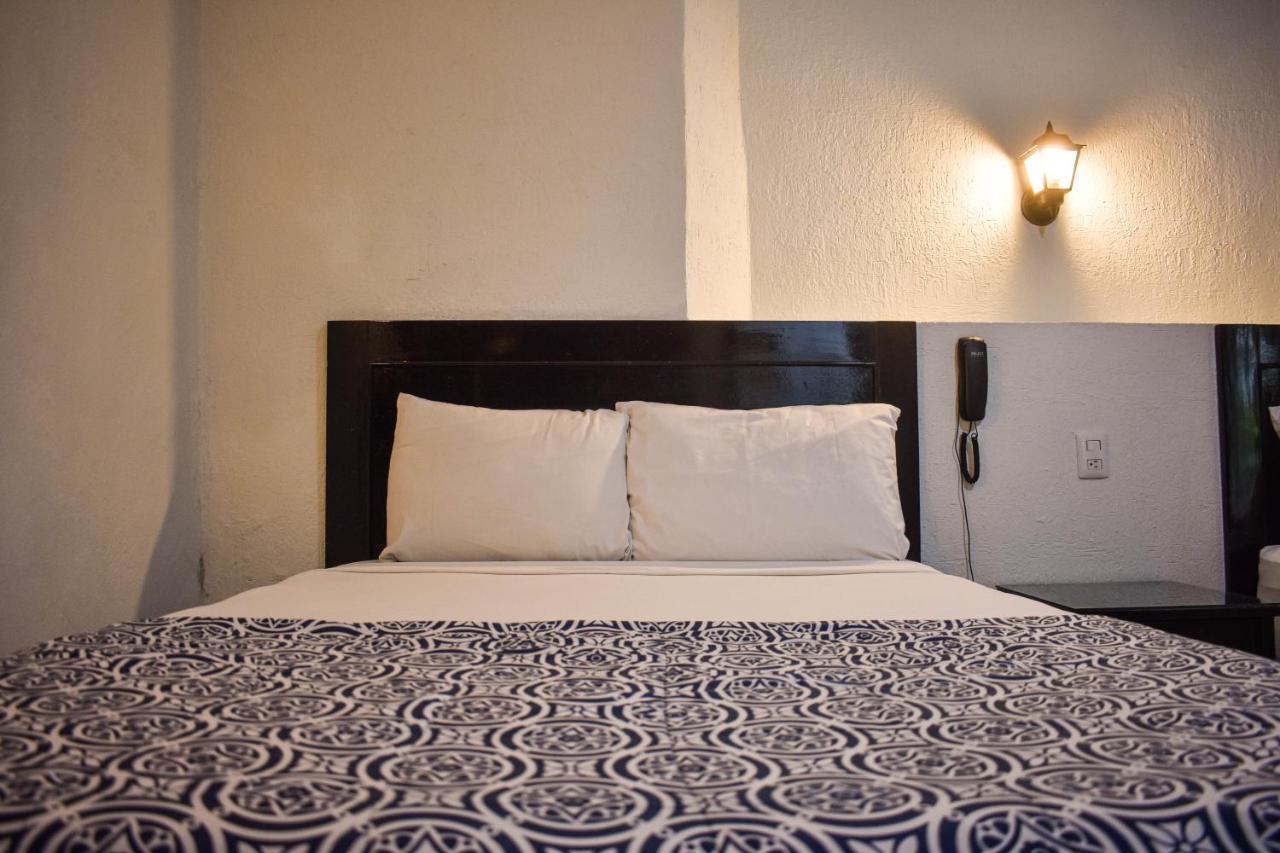 Hotel Santa Ana メリダ エクステリア 写真