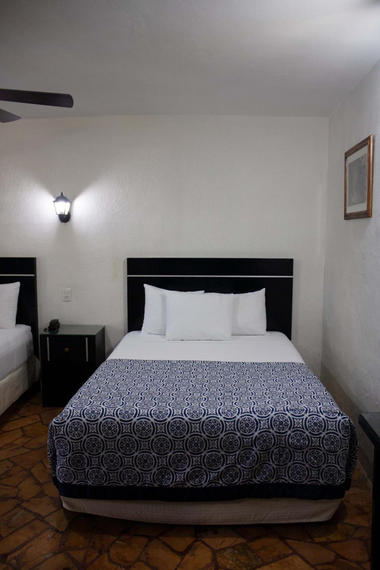 Hotel Santa Ana メリダ エクステリア 写真
